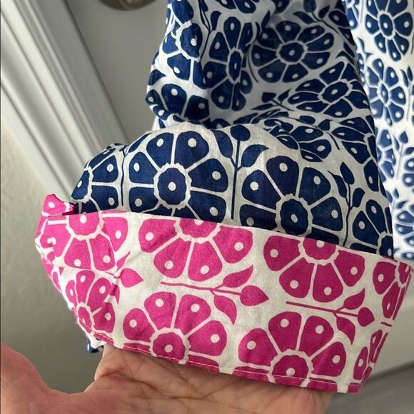 French Curve Navy/Pink Floral Button-Up Shirt Roll tab sleeves NWOT - Picture 4 of 9